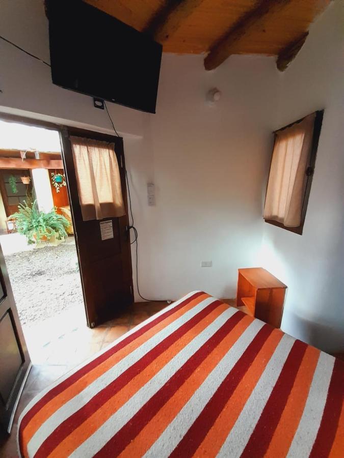 La Montana Bed & Breakfast Cafayate Bagian luar foto