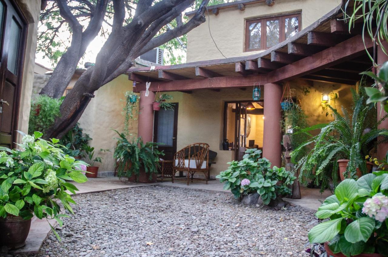 La Montana Bed & Breakfast Cafayate Bagian luar foto